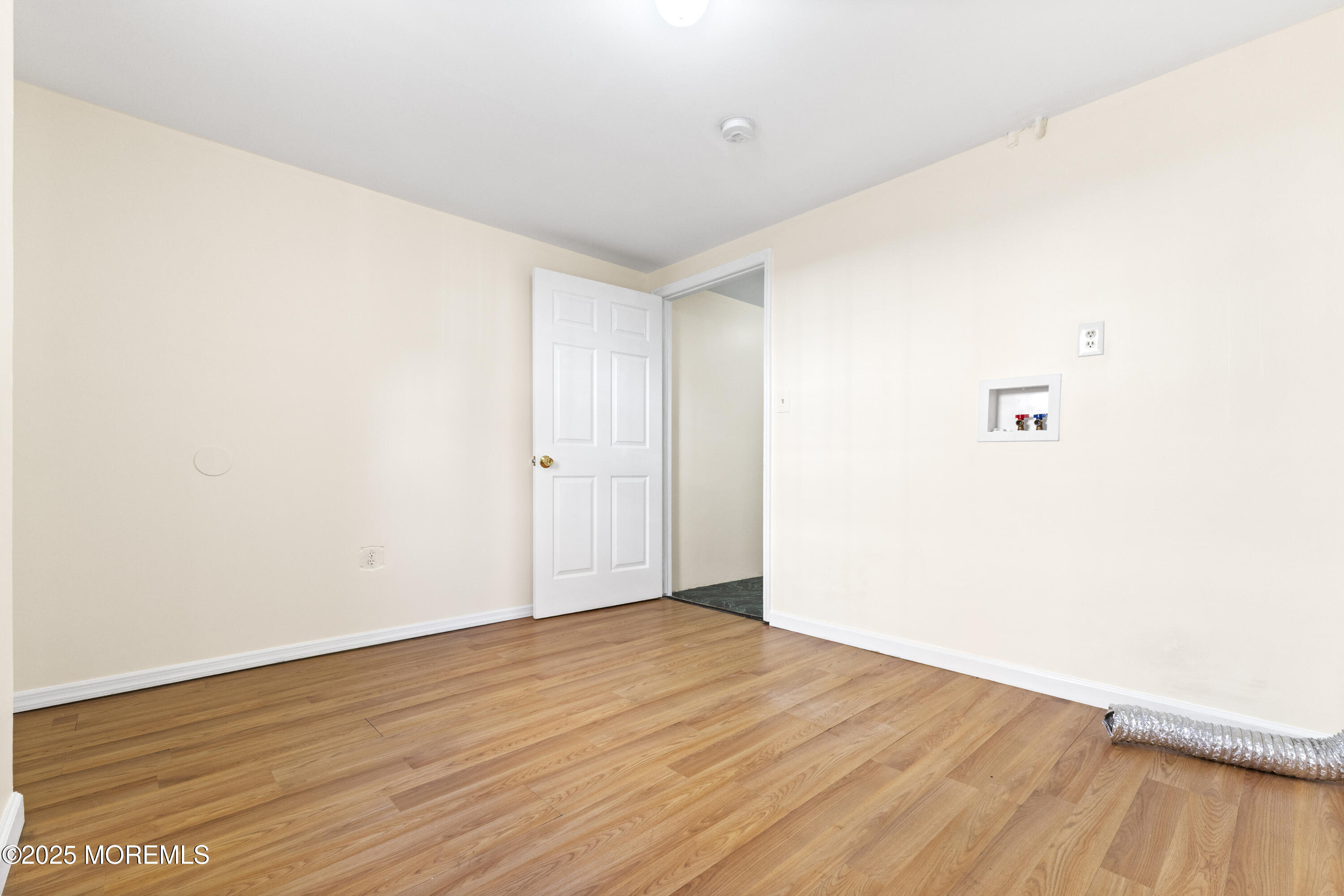 12 Carmella Court Newark, NJ 07104 - Photo 7 of 41 a view of an empty room