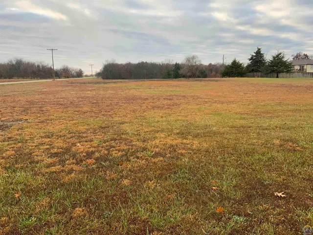 $75,000 | 0 Ferguson Road, Unit MAIN ST & PARK HILL DR, Ozawkie, KS 66070