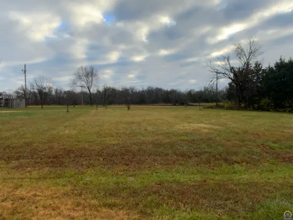$72,500 | 0 Ferguson Road, Unit MAIN ST & PARK HILL DR, Ozawkie, KS 66070