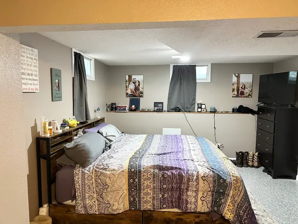 $263,000 | 914 12th Place, Camanche, IA 52730
