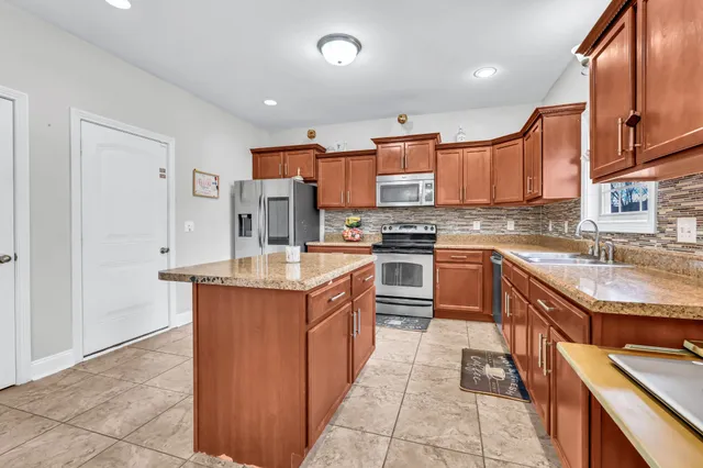 $2,195 | 3342 Cotham Lane, Clarksville, TN 37042