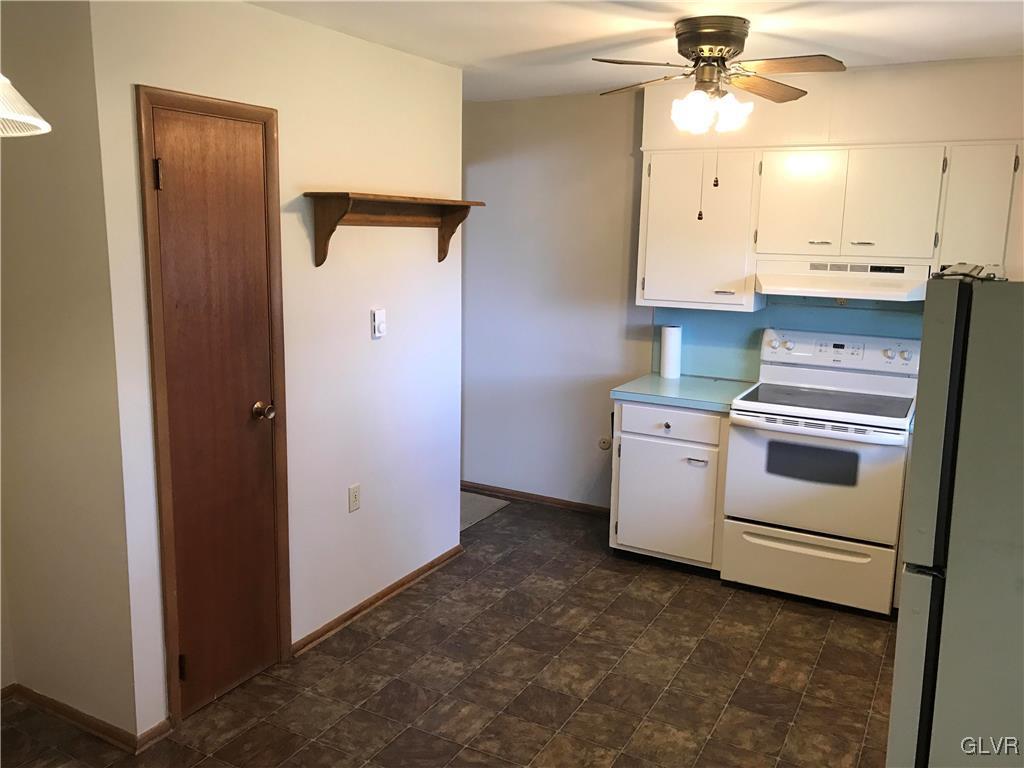 140 El Reno Avenue Nazareth, PA 18064 - Photo 4 of 12 Gallery Image 4