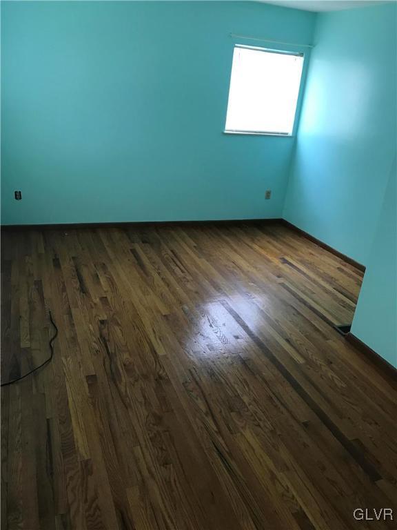 140 El Reno Avenue Nazareth, PA 18064 - Photo 6 of 12 Gallery Image 6