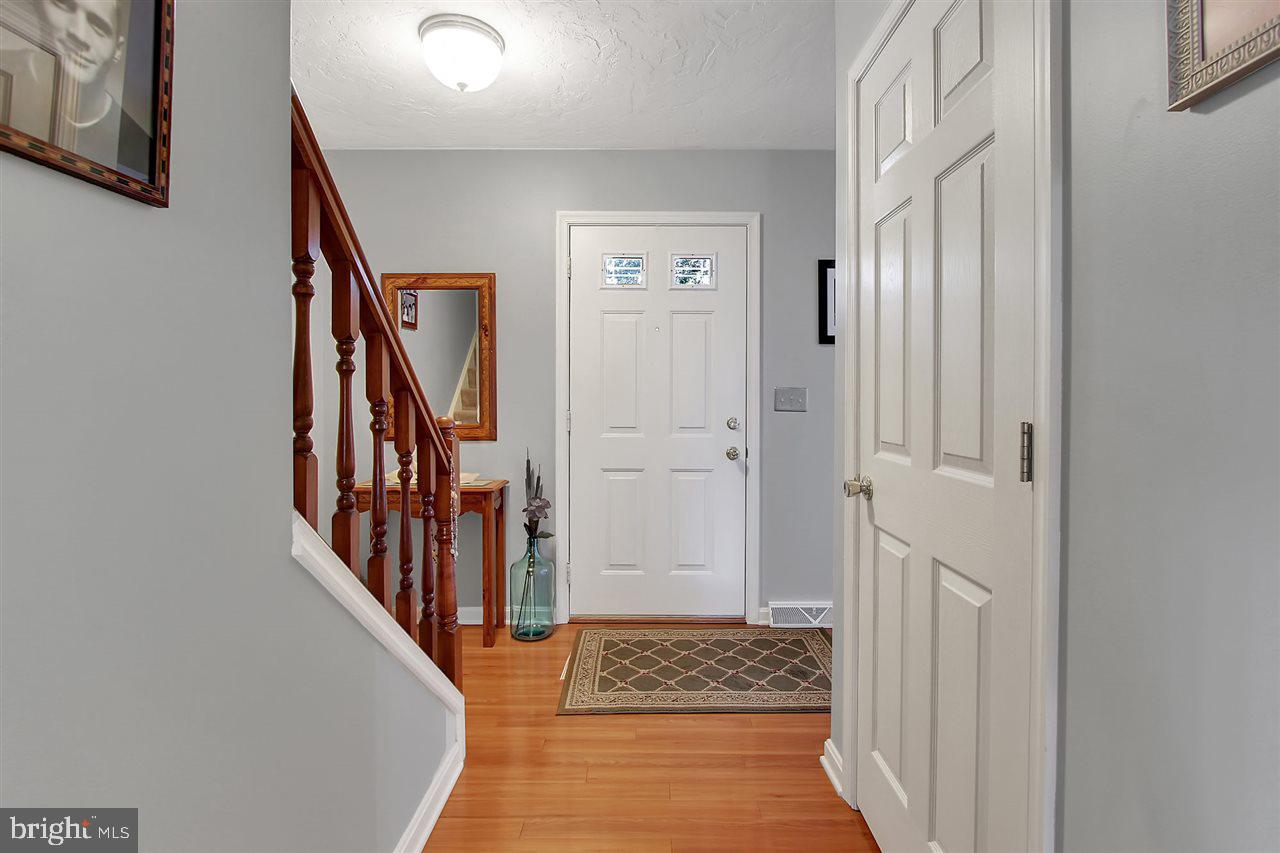 146 Meadow Road York, PA 17406 - Photo 5 of 26 Gallery Image 5