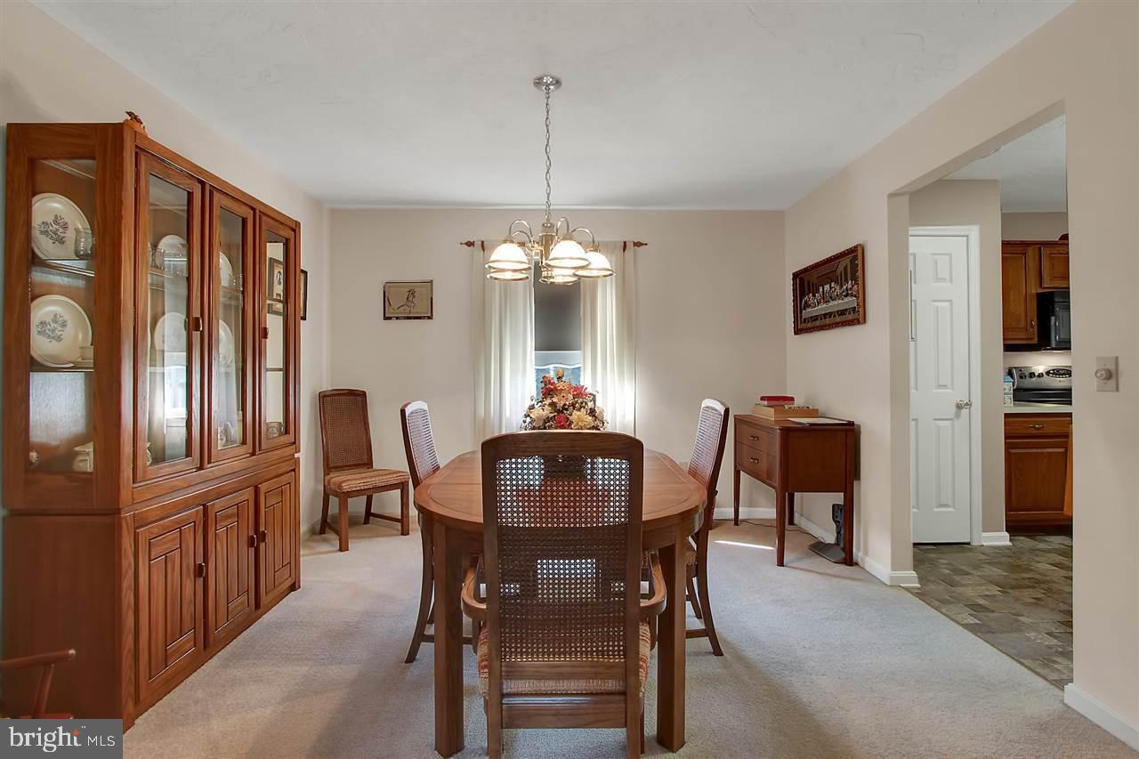 146 Meadow Road York, PA 17406 - Photo 9 of 26 Gallery Image 9
