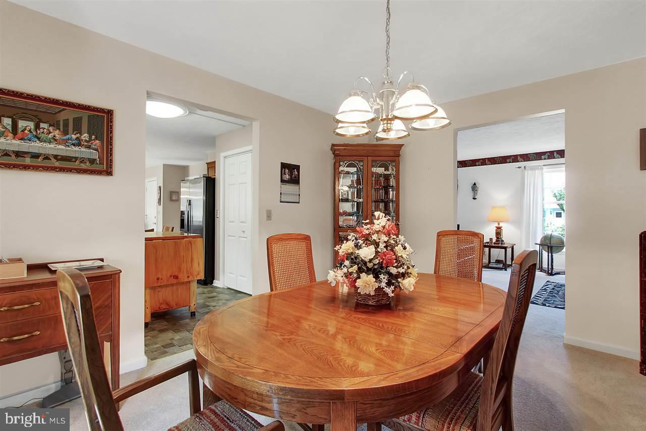 146 Meadow Road York, PA 17406 - Photo 10 of 26 Gallery Image 10