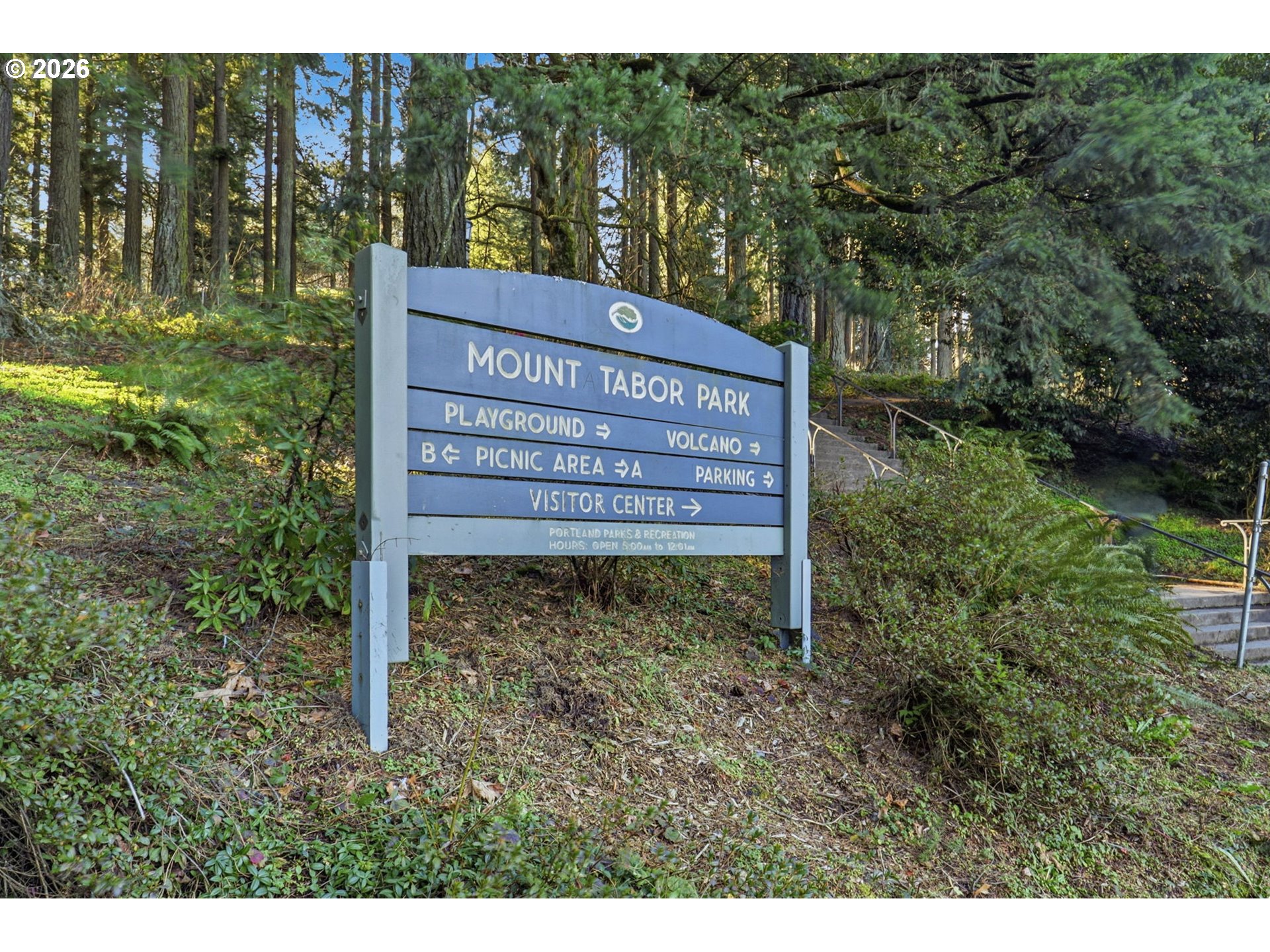 25 Southeast 76th Avenue Portland, OR 97215 - Photo 34 of 48 a view of a wooden fence yard