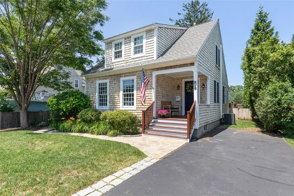 $849,900 | 85 Highland Avenue, Barrington, RI 02806
