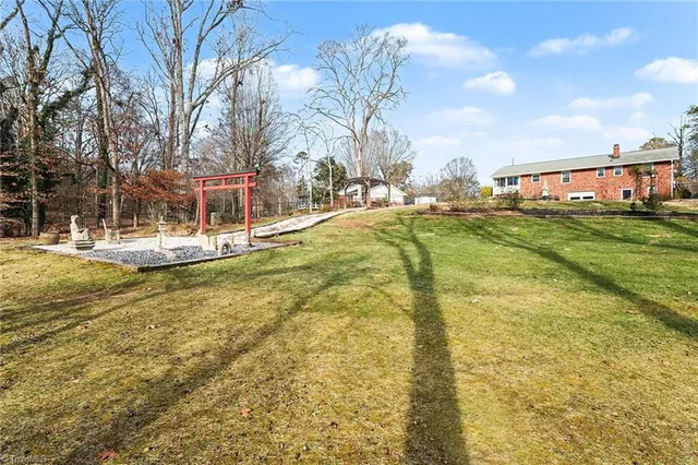 $350,000 | 125 Luzelle Drive, Winston-Salem, NC 27103