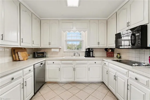 $350,000 | 125 Luzelle Drive, Winston-Salem, NC 27103