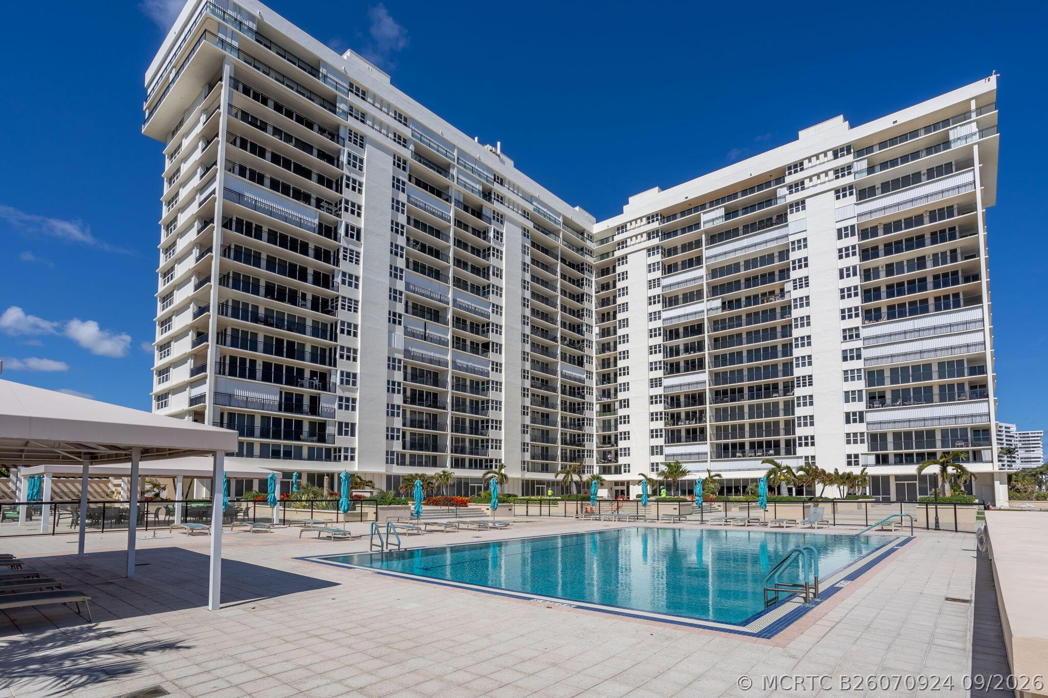 2000 South Ocean Boulevard, Unit 8D Boca Raton, FL 33432 - Photo 18 of 51 0-web-or-mls-0E2A0630