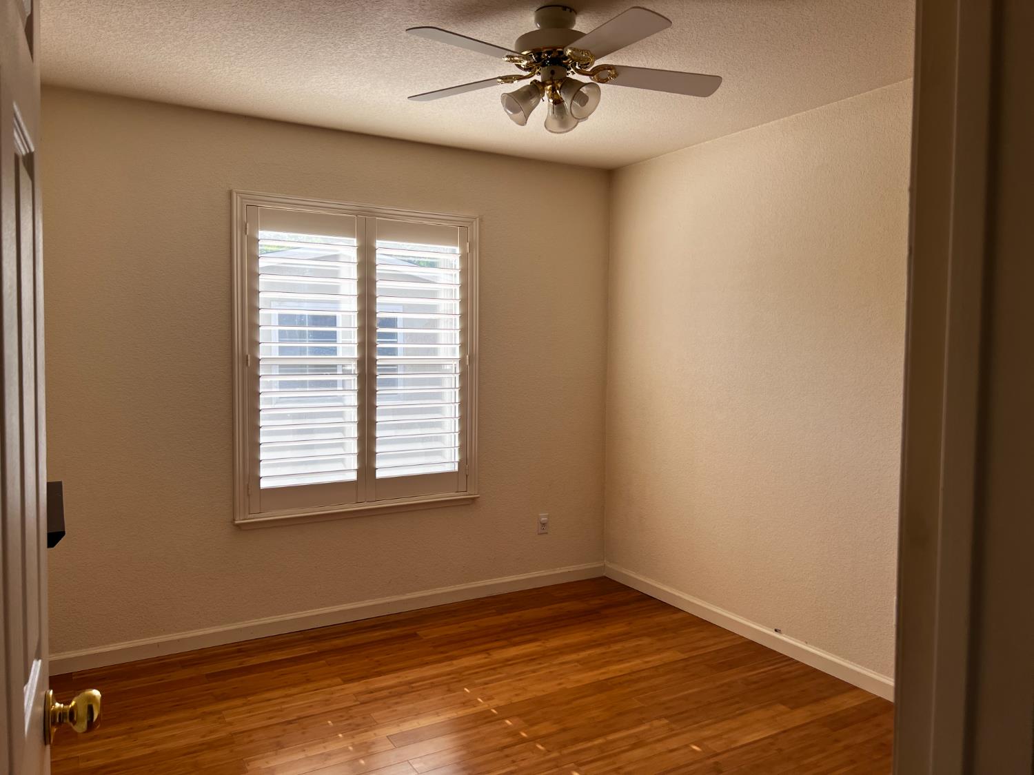 4309 Hazelnut Drive Modesto, CA 95356 - Photo 12 of 33