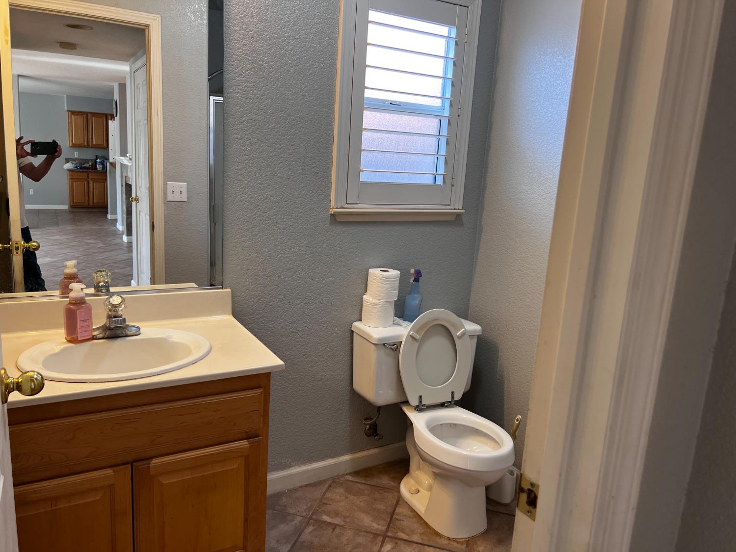 4309 Hazelnut Drive Modesto, CA 95356 - Photo 16 of 46