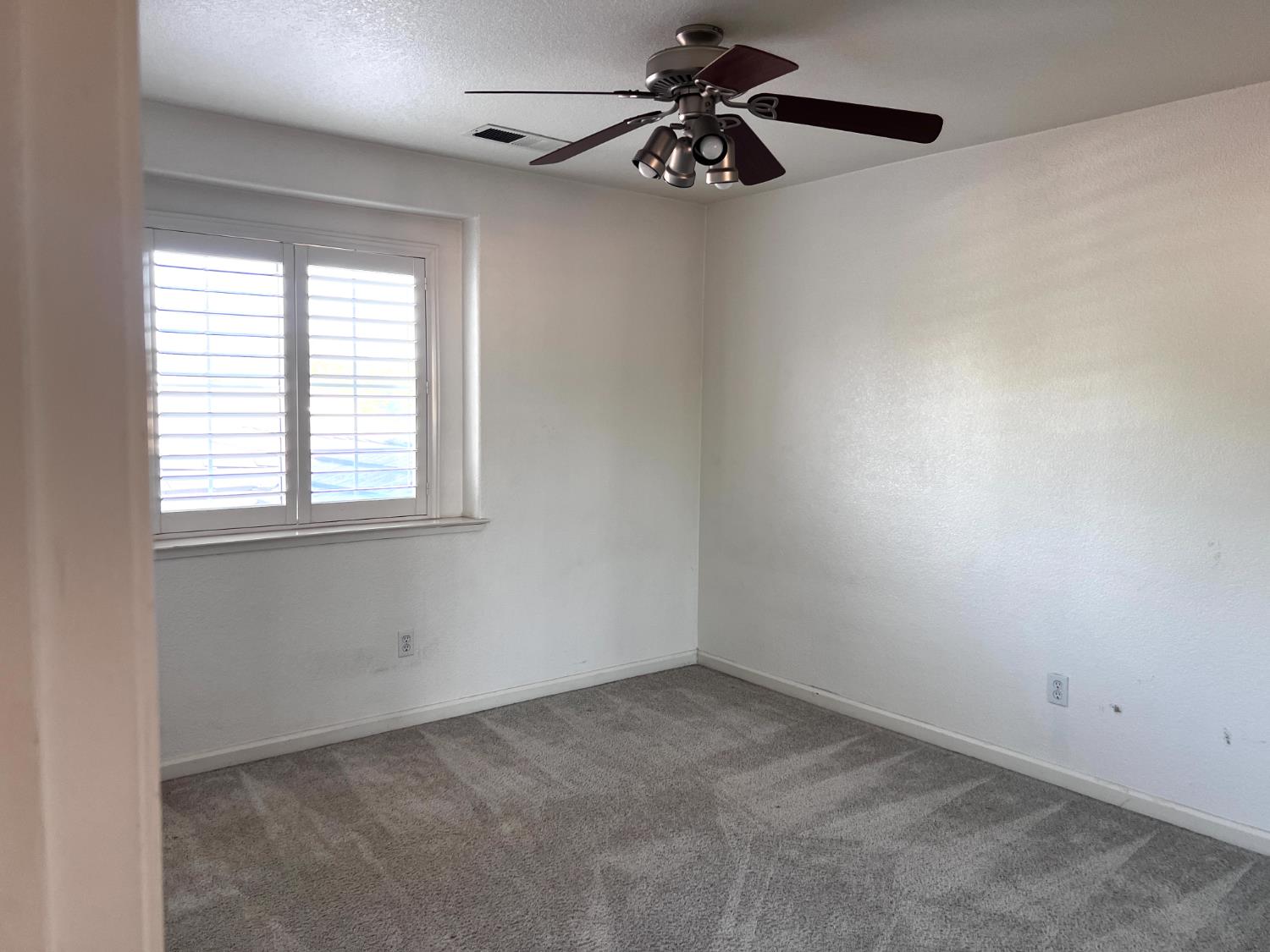 4309 Hazelnut Drive Modesto, CA 95356 - Photo 36 of 46