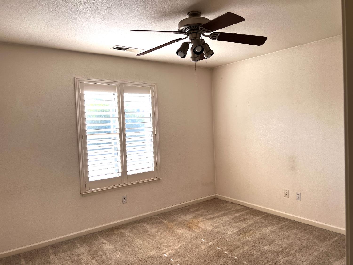 4309 Hazelnut Drive Modesto, CA 95356 - Photo 38 of 46