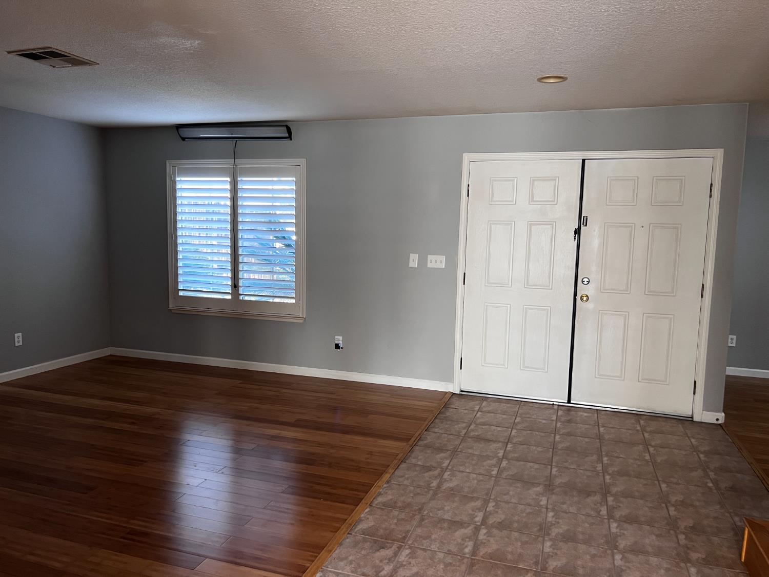 4309 Hazelnut Drive Modesto, CA 95356 - Photo 4 of 33