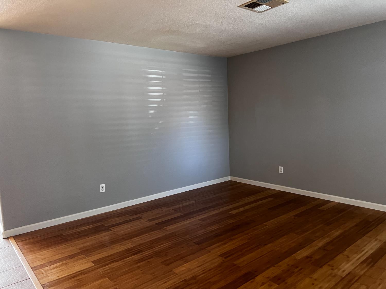 4309 Hazelnut Drive Modesto, CA 95356 - Photo 5 of 46