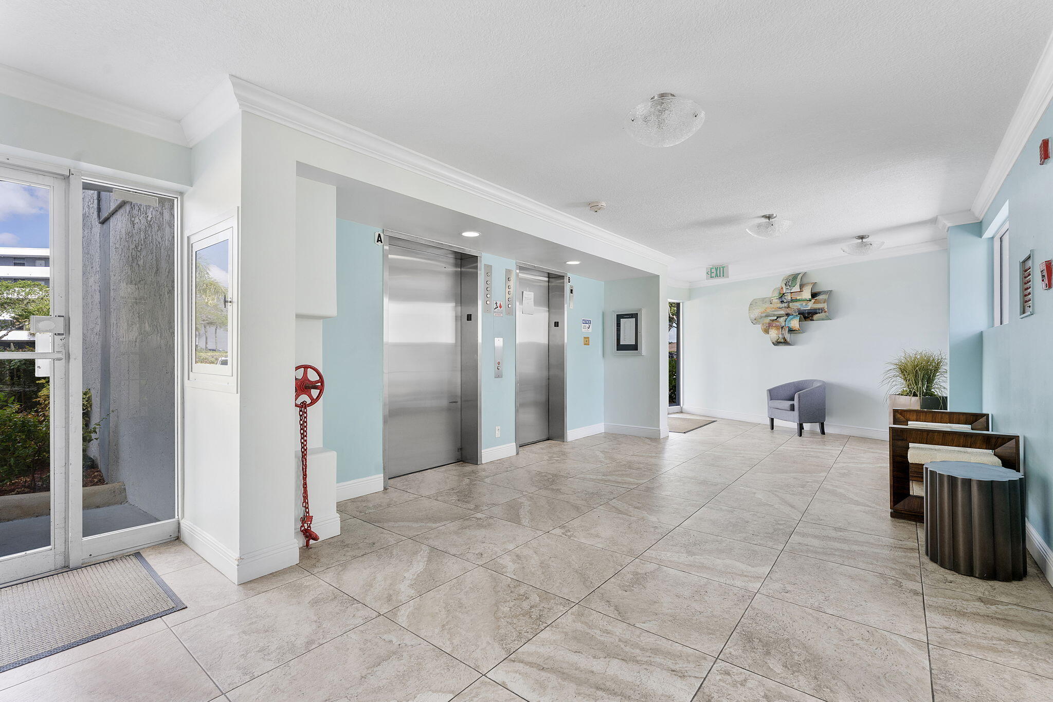 6500 Northwest 2nd Avenue, Unit 511 Boca Raton, FL 33487 - Photo 25 of 28 a view of livingroom with kitchen