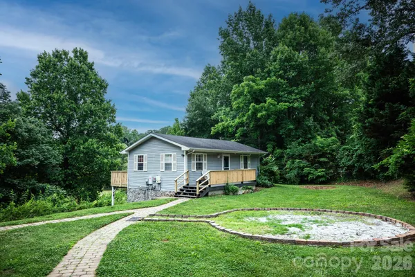 $368,000 | 3122 Zion Church Road, Hickory, NC 28602