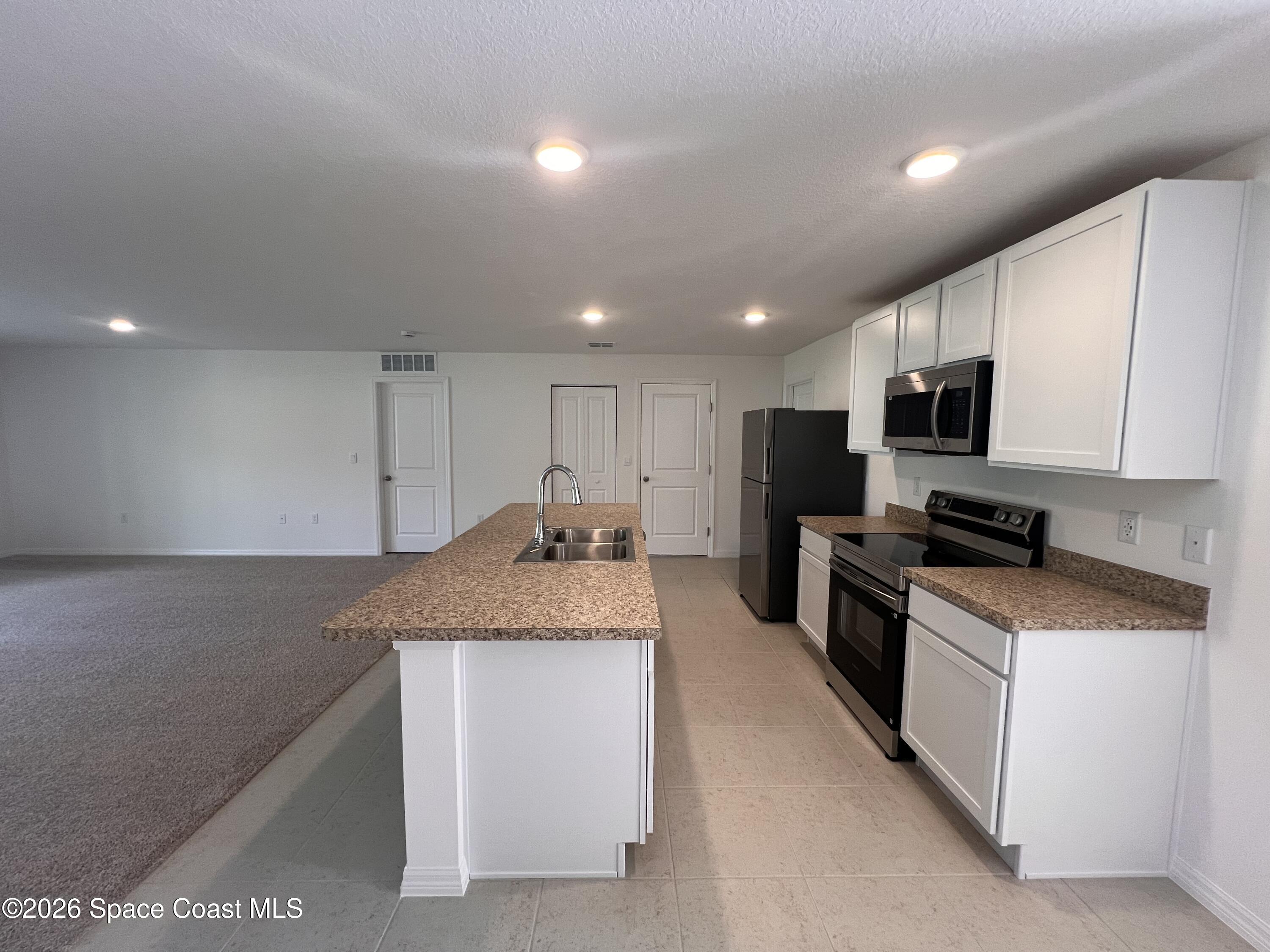 340 Wendover Road Southwest Palm Bay, FL 32908 - Photo 7 of 20 IMG_0283