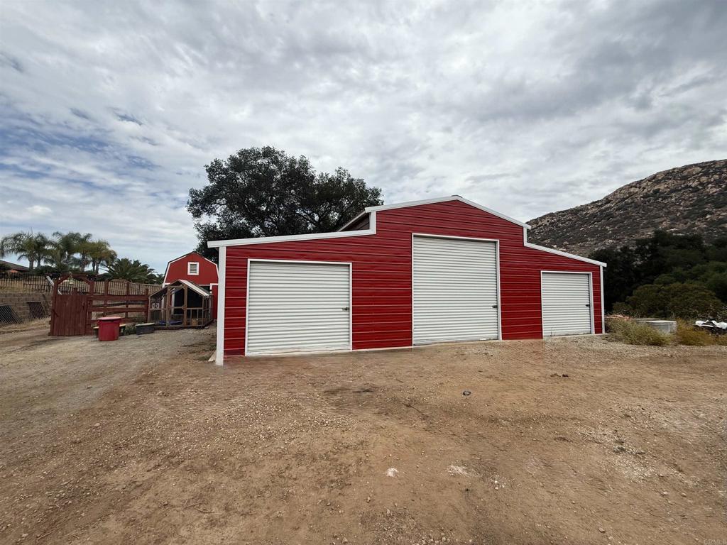 23072 Tombill Road Ramona, CA 92065 - Photo 4 of 30