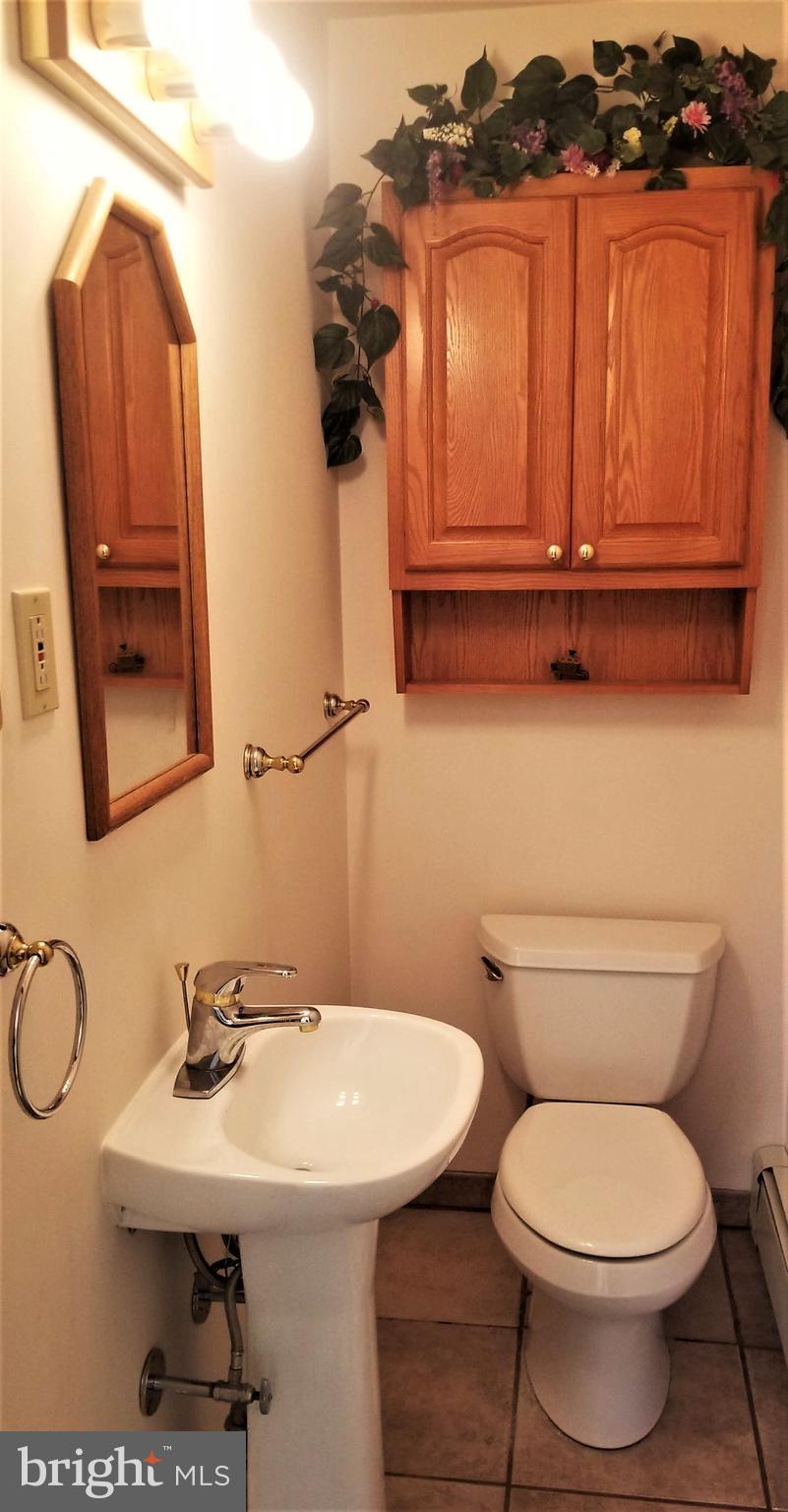 204 Manor Road Harleysville, PA 19438 - Photo 23 of 50 1st Fl Half Bath