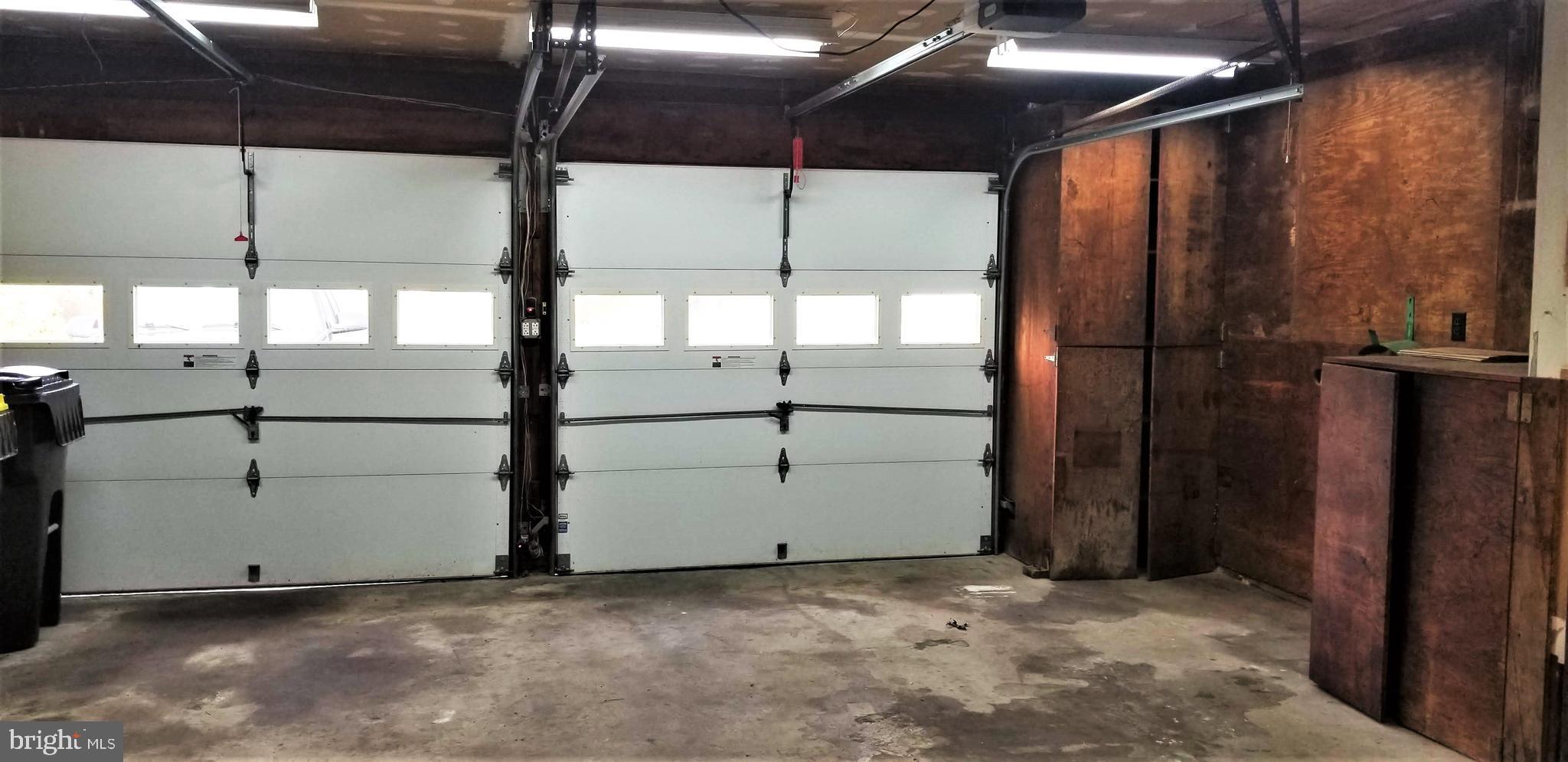 204 Manor Road Harleysville, PA 19438 - Photo 25 of 50 2 Car Garage