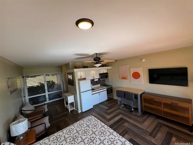 $225,000 | 255 Kepuhi Place, Unit 18A021162, Maunaloa, HI 96770