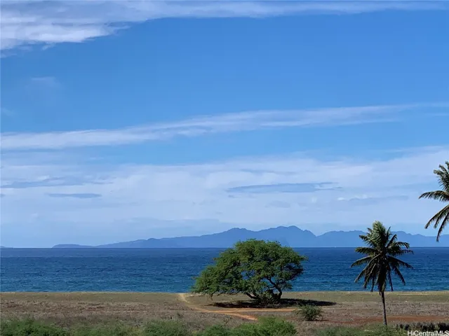 $225,000 | 255 Kepuhi Place, Unit 18A021162, Maunaloa, HI 96770