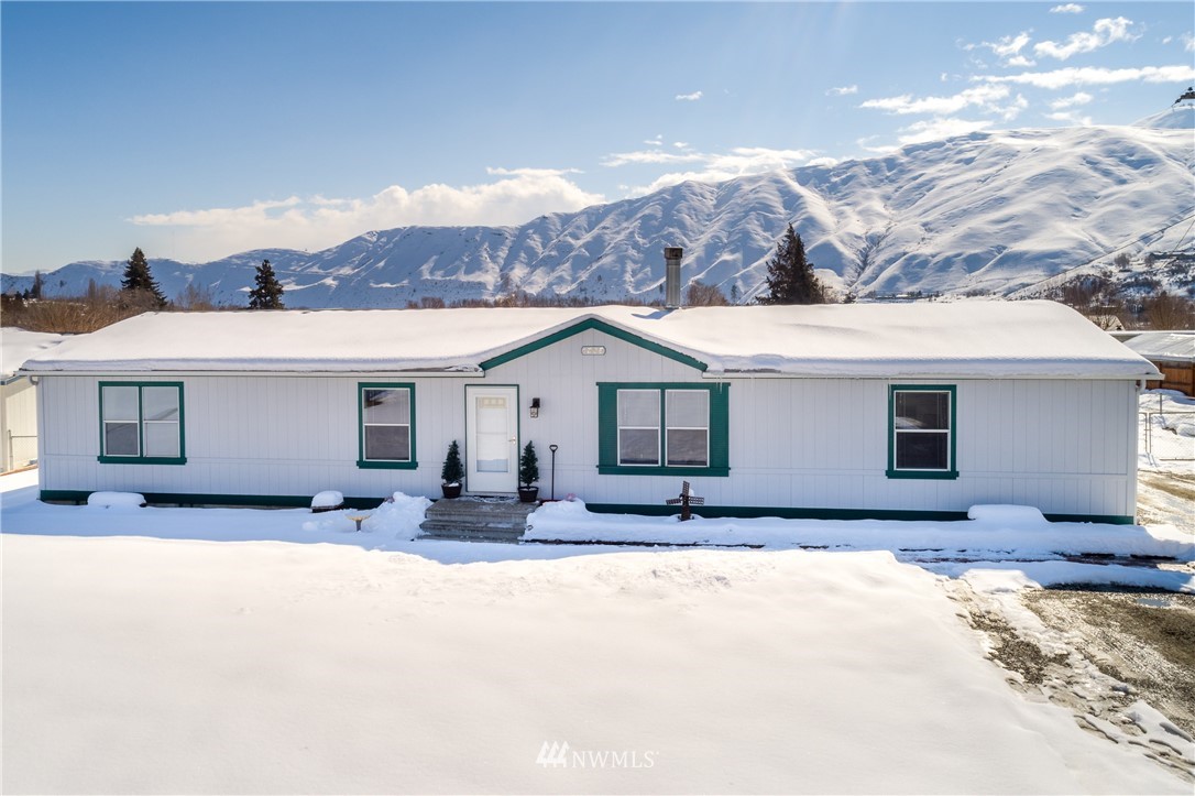 1565 Lower Monitor Road Wenatchee, WA 98801 - Photo 1 of 25 Gallery Image 1