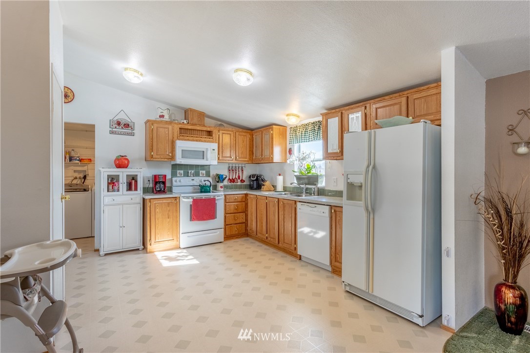 1565 Lower Monitor Road Wenatchee, WA 98801 - Photo 8 of 25 Gallery Image 8