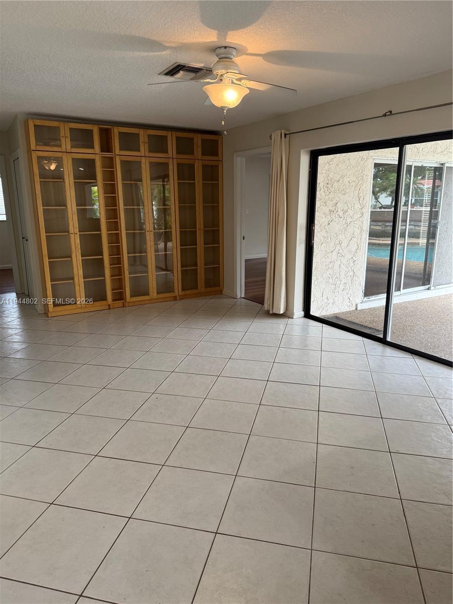 5940 Southwest 18th Street Plantation, FL 33317 - Photo 11 of 24 Family Room