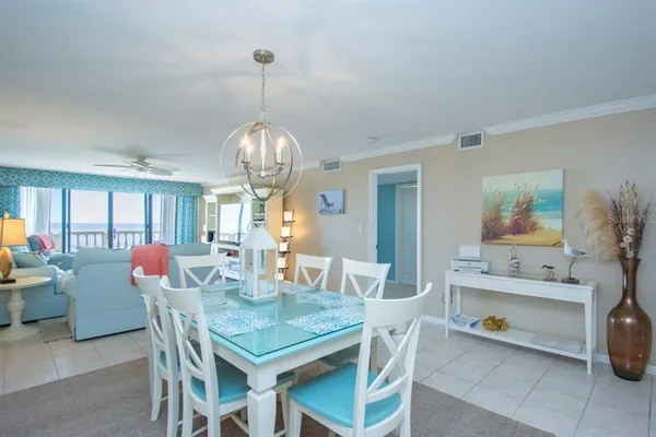 $4,000 | 6500 Sunset Way, Unit 321, St. Pete Beach, FL 33706