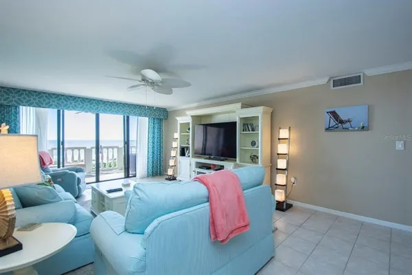 $4,000 | 6500 Sunset Way, Unit 321, St. Pete Beach, FL 33706