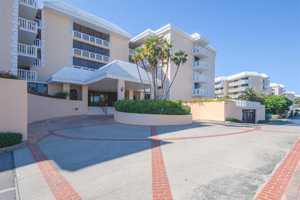 6500 Sunset Way, Unit 321 St. Pete Beach, FL 33706 - Photo 3 of 38