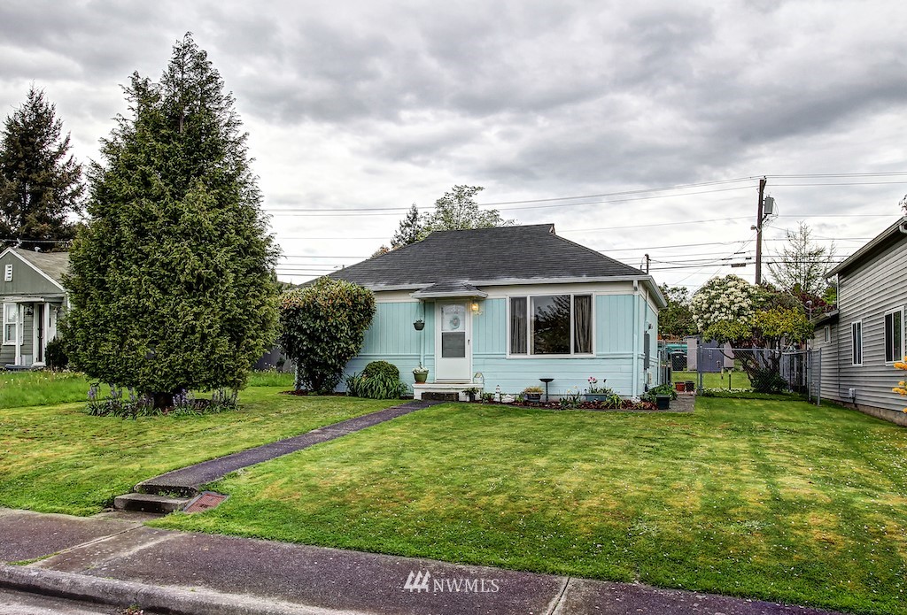 1307 Maple Street Everett, WA 98201 - Photo 1 of 20 Gallery Image 1