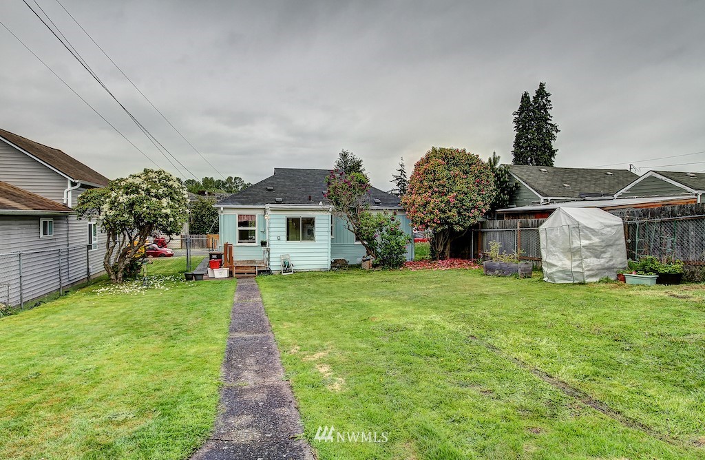 1307 Maple Street Everett, WA 98201 - Photo 17 of 20 Gallery Image 17