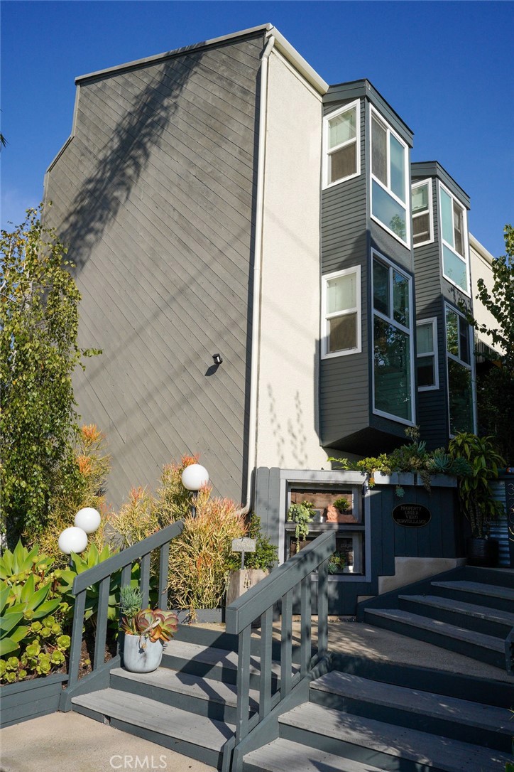 320 12th Street, Unit 5 Seal Beach, CA 90740 - Photo 2 of 18 an outdoor view of house