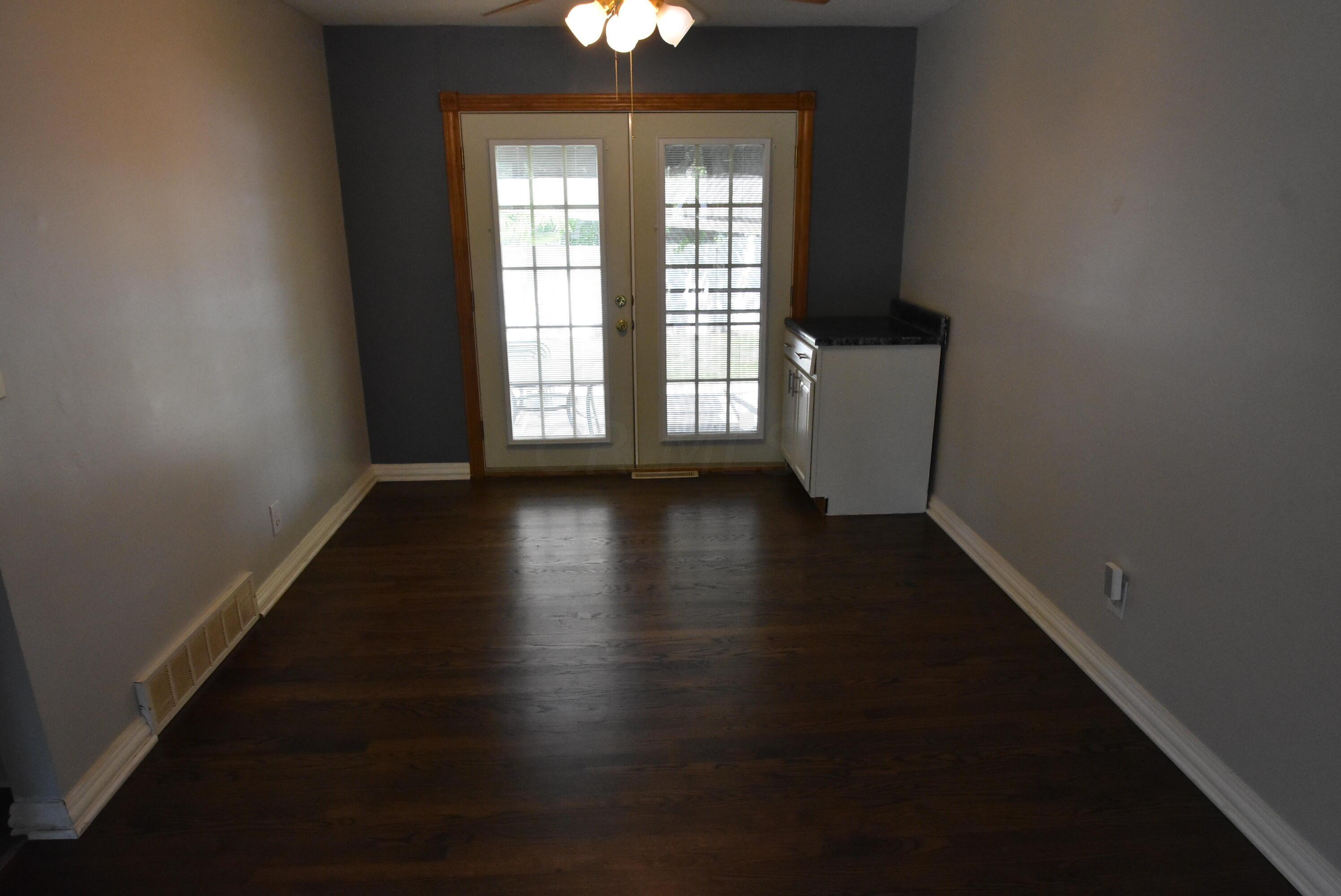 6658 Red Fox Road Reynoldsburg, OH 43068 - Photo 13 of 46 Dining Room Views off Kitchen
