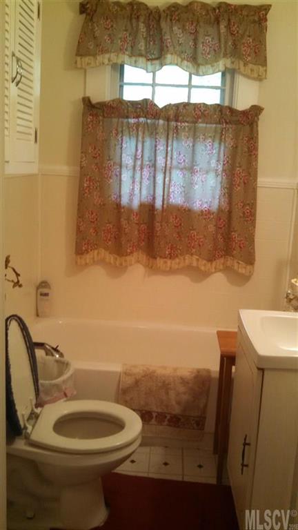 1514 Starcross Road Lenoir, NC 28645 - Photo 8 of 17 Gallery Image 8
