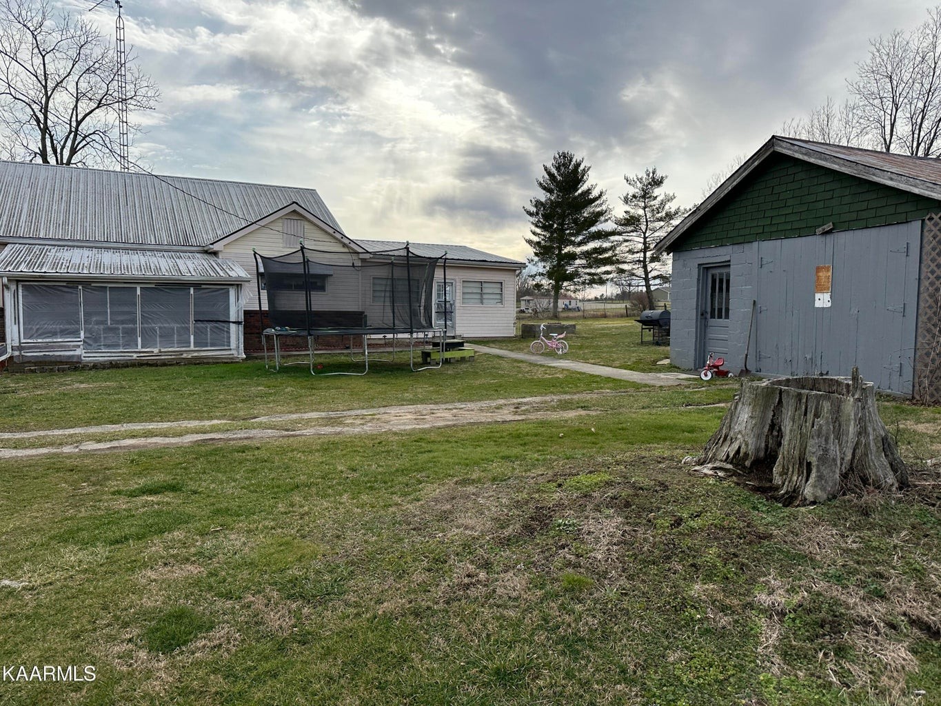 2270 Roslin Road Clarkrange, TN 38553 - Photo 34 of 60 Gallery Image 34