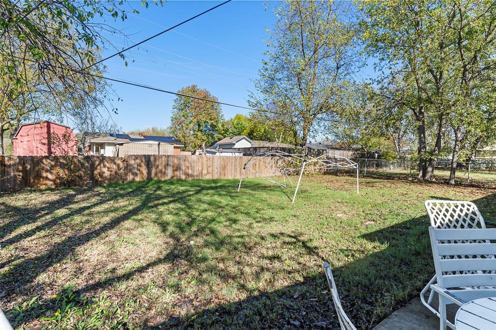 1129 Ridgeview Street Mesquite, TX 75149 - Photo 14 of 14 a view of backyard with green space