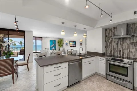 $15,000 | 3115 Gulf Shore Boulevard North, Unit 203S, Naples, FL 34103