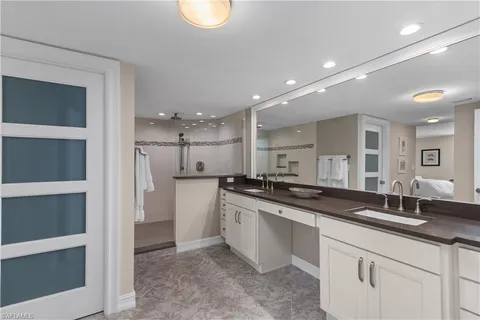 $15,000 | 3115 Gulf Shore Boulevard North, Unit 203S, Naples, FL 34103