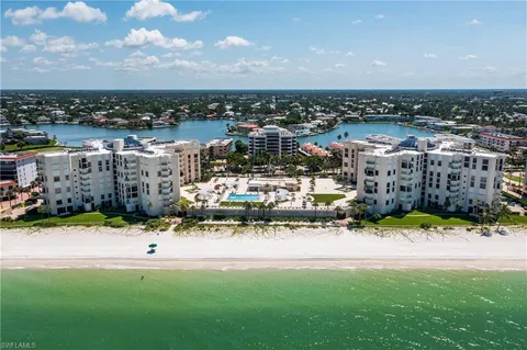 $15,000 | 3115 Gulf Shore Boulevard North, Unit 203S, Naples, FL 34103