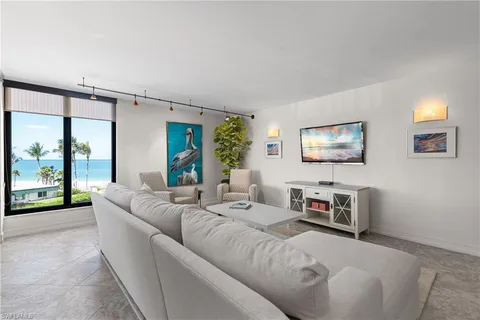 $15,000 | 3115 Gulf Shore Boulevard North, Unit 203S, Naples, FL 34103