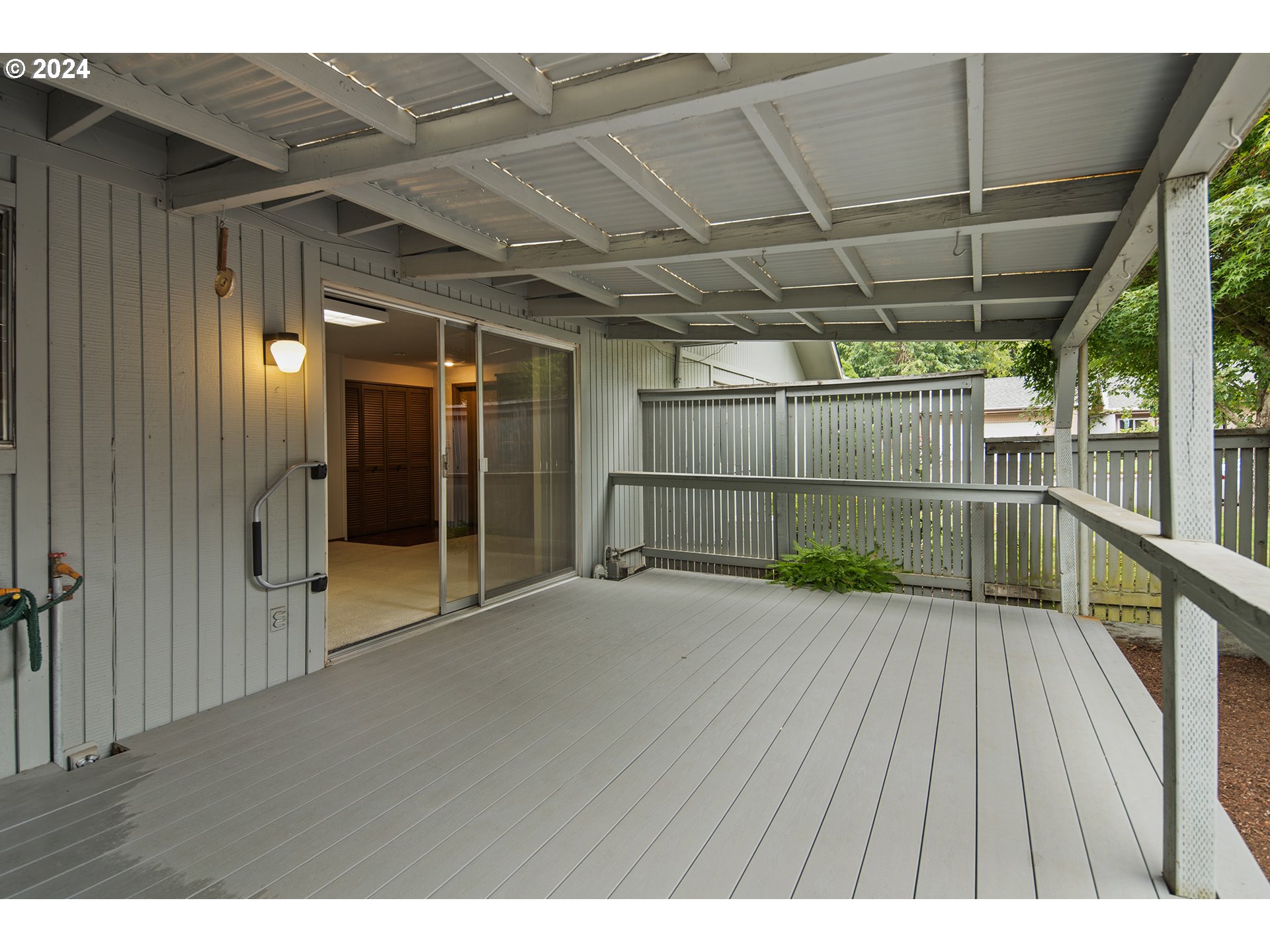 1065 Chestnut Street Northwest Salem, OR 97304 - Photo 36 of 44 a view of a porch