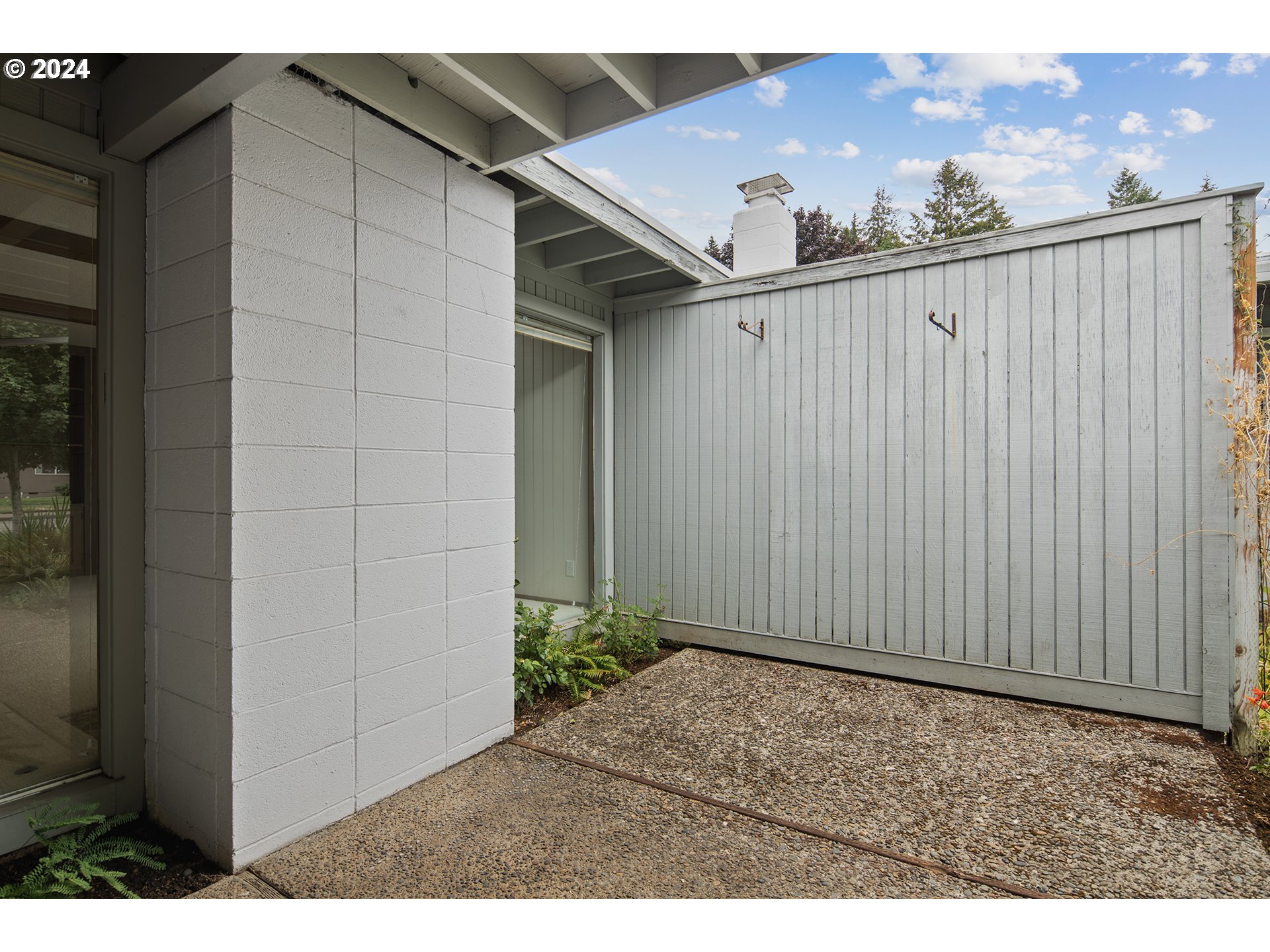 1065 Chestnut Street Northwest Salem, OR 97304 - Photo 44 of 44 a view of backyard and wooden fence