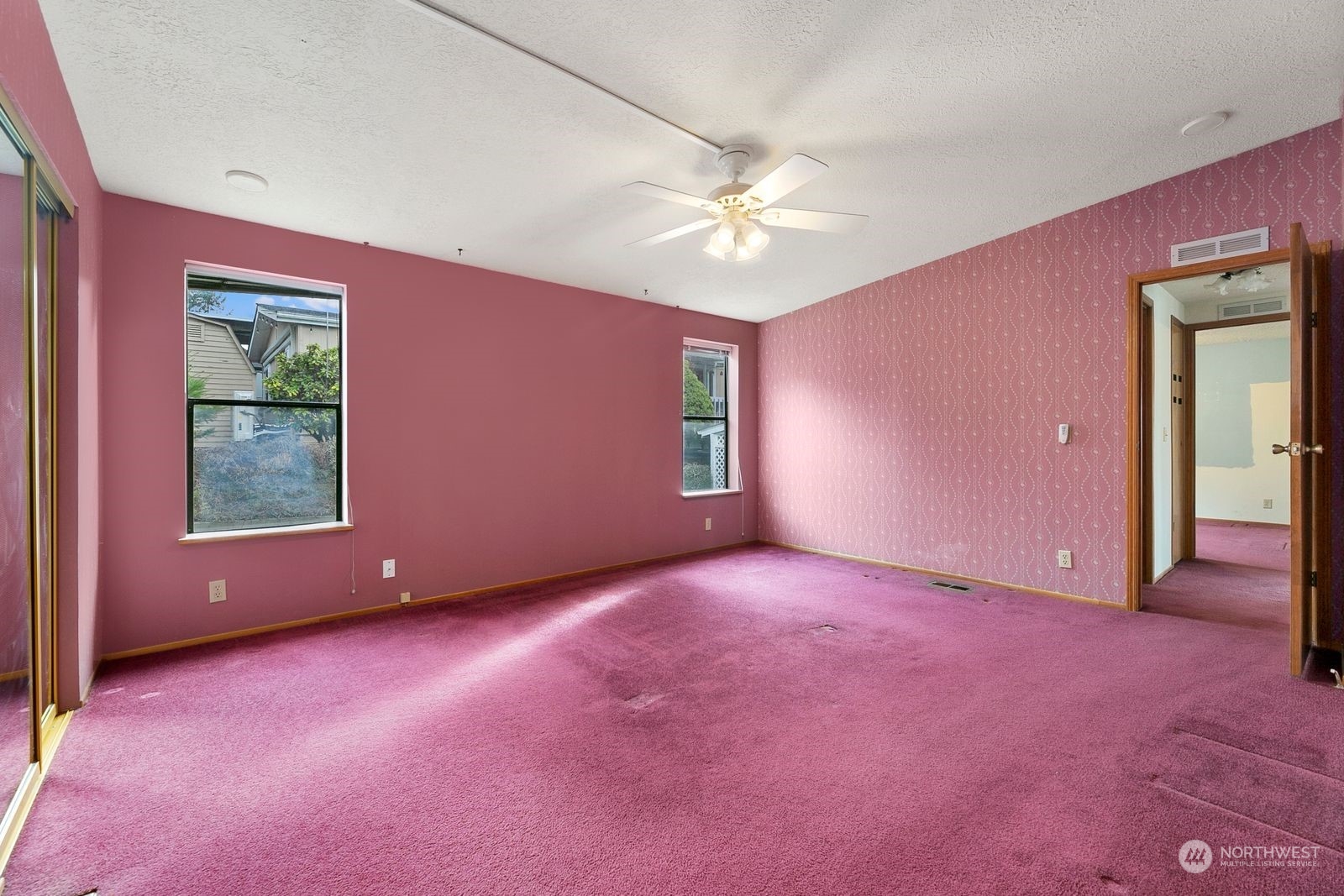 12516 Northeast 199th Street Bothell, WA 98011 - Photo 13 of 25 Gallery Image 13