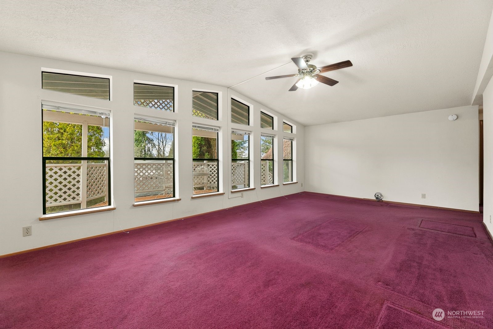 12516 Northeast 199th Street Bothell, WA 98011 - Photo 6 of 25 Gallery Image 6